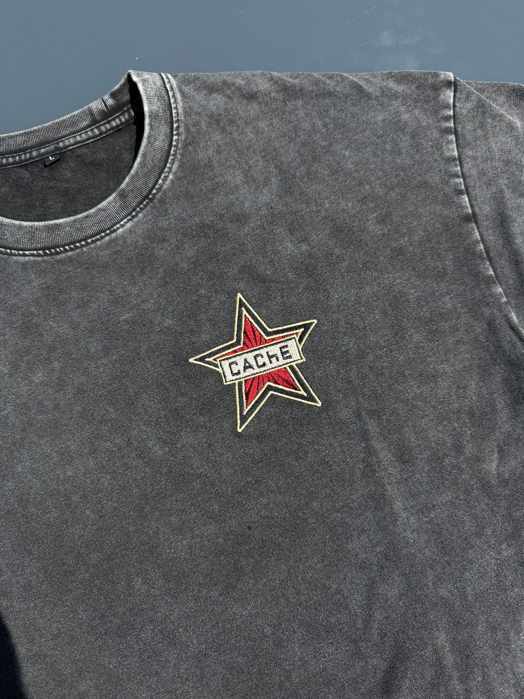T-Shirt Cache CS2